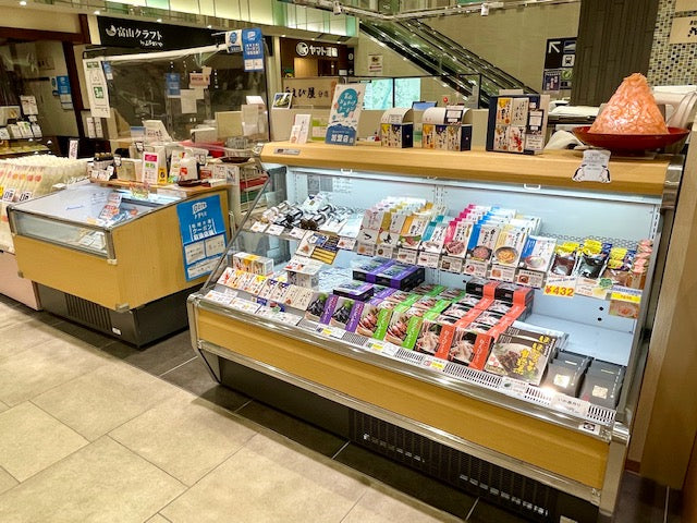 ＜白えび屋分店＞手むき白えび刺身(大)150g約3人前【富山湾産】[冷凍]【お中元贈り物北陸富山お土産刺身しろえびシロエビ白海老魚介シーフード御挨拶ギフト贈答】